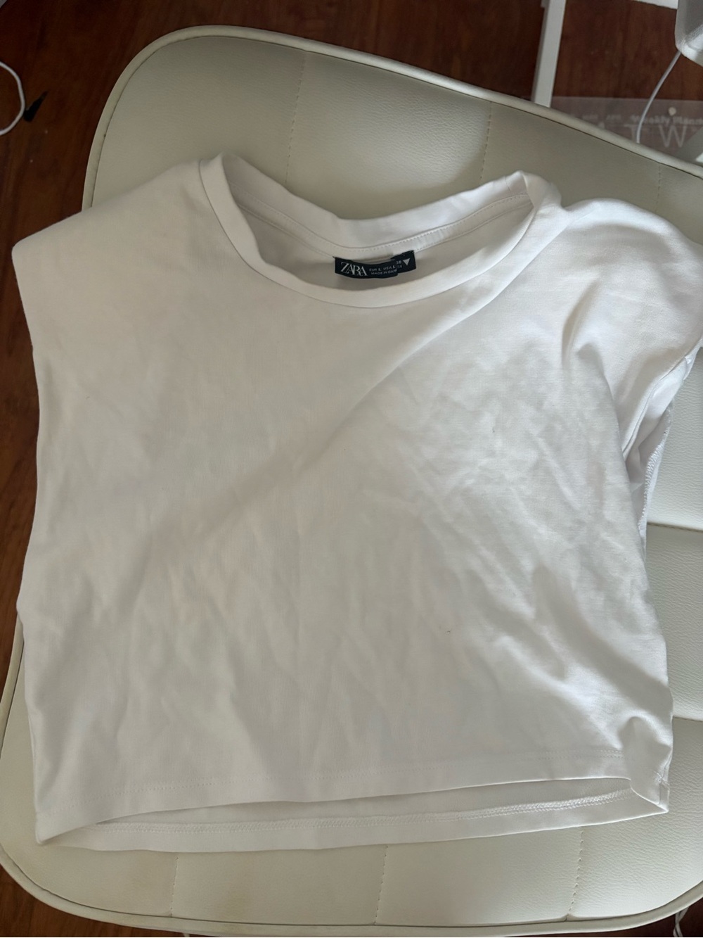 Zara White Short Sleeve Crewneck Tee